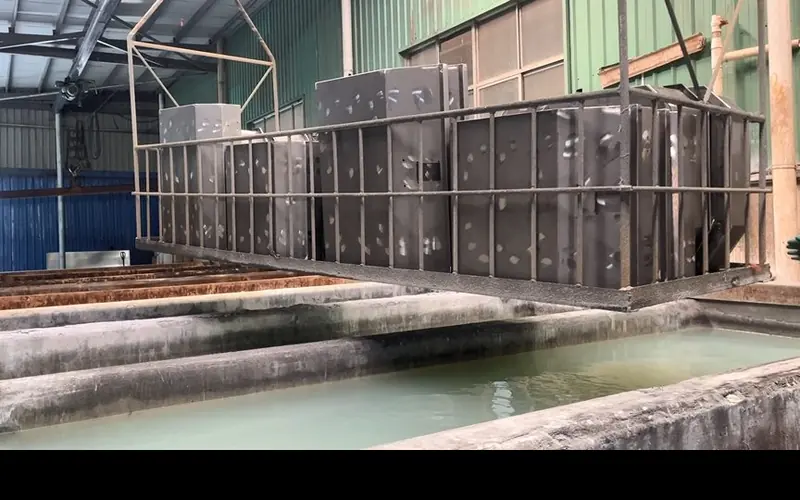 Pickling and phosphating pool for steel pre-treatment at H&C diesel generator factory